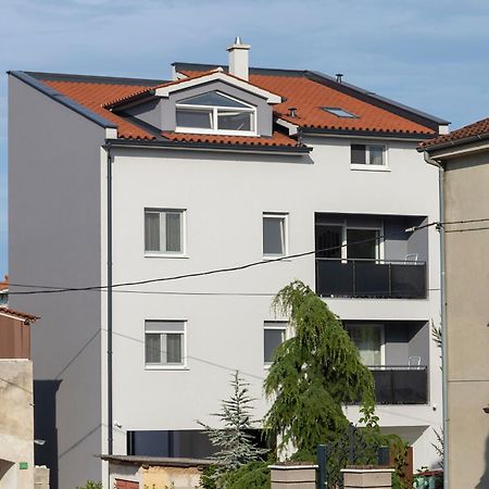 City Apartments Silver Пула Екстер'єр фото