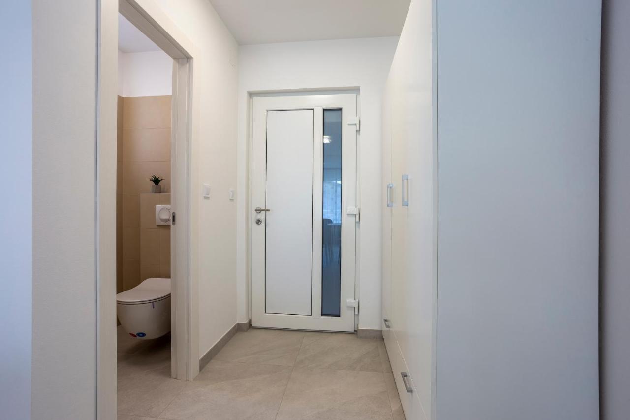 City Apartments Silver Пула Екстер'єр фото