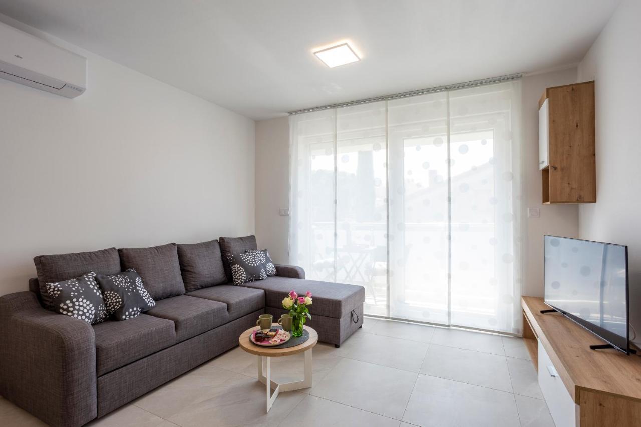 City Apartments Silver Пула Екстер'єр фото
