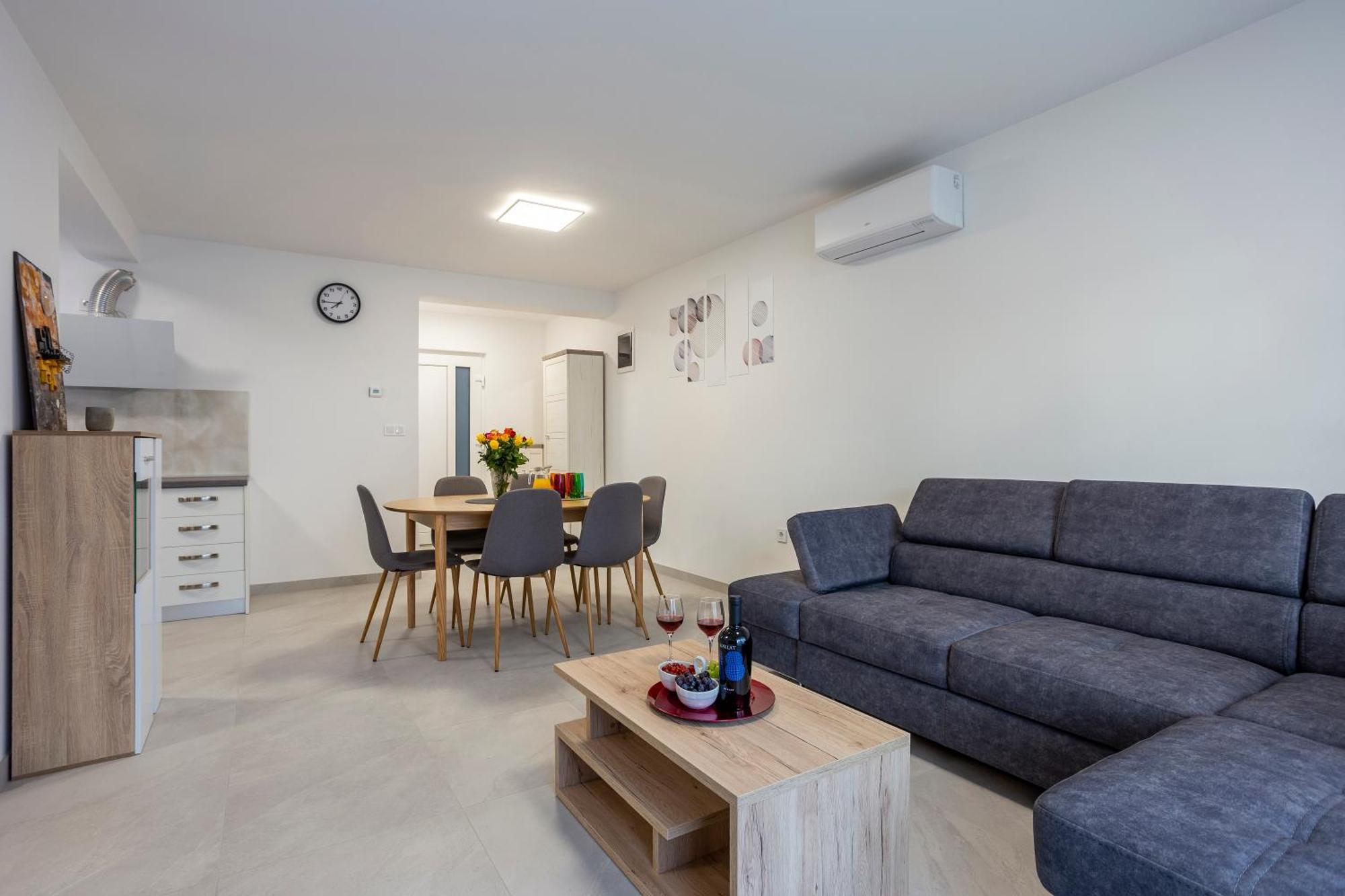 City Apartments Silver Пула Екстер'єр фото