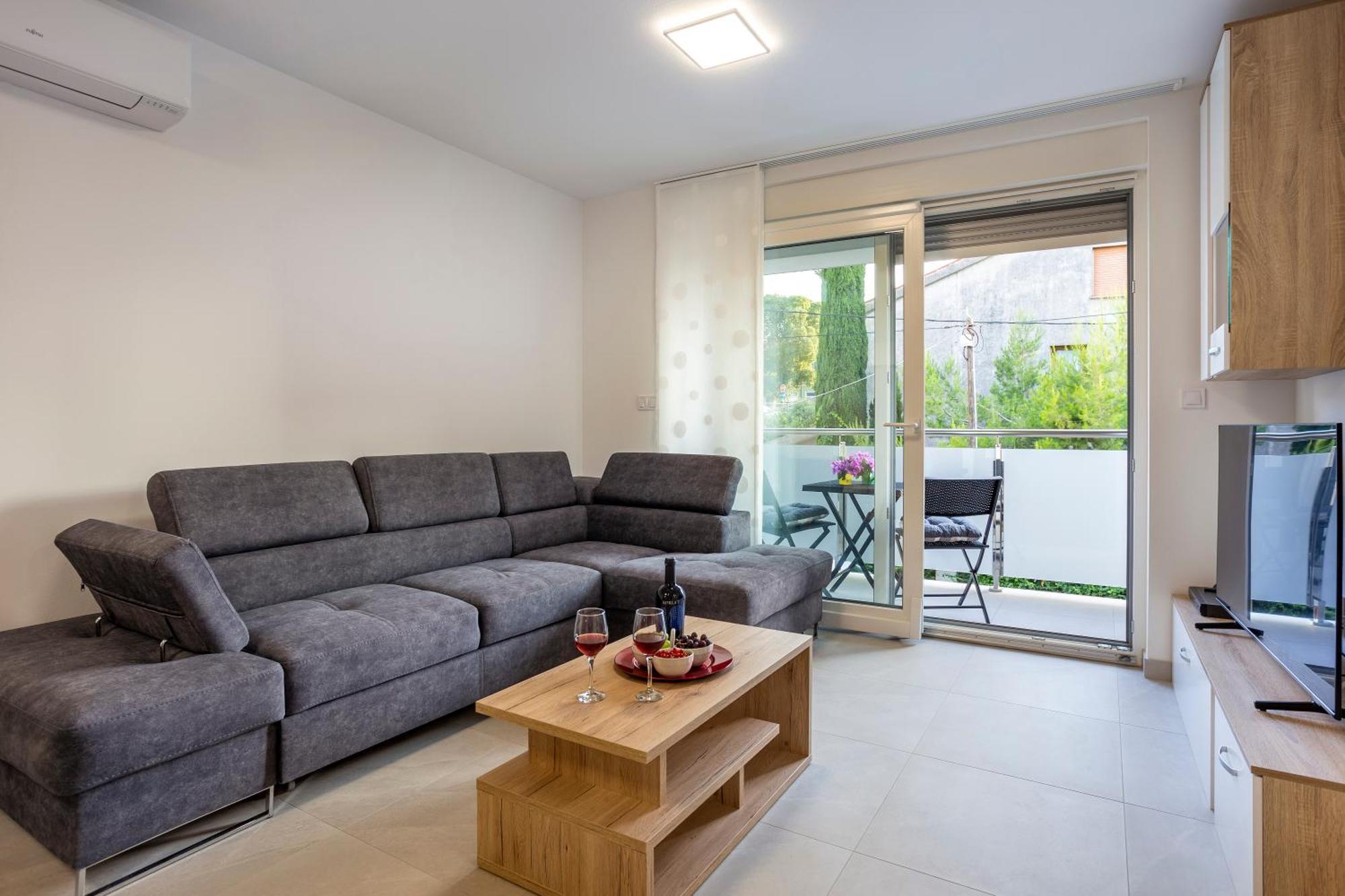 City Apartments Silver Пула Екстер'єр фото